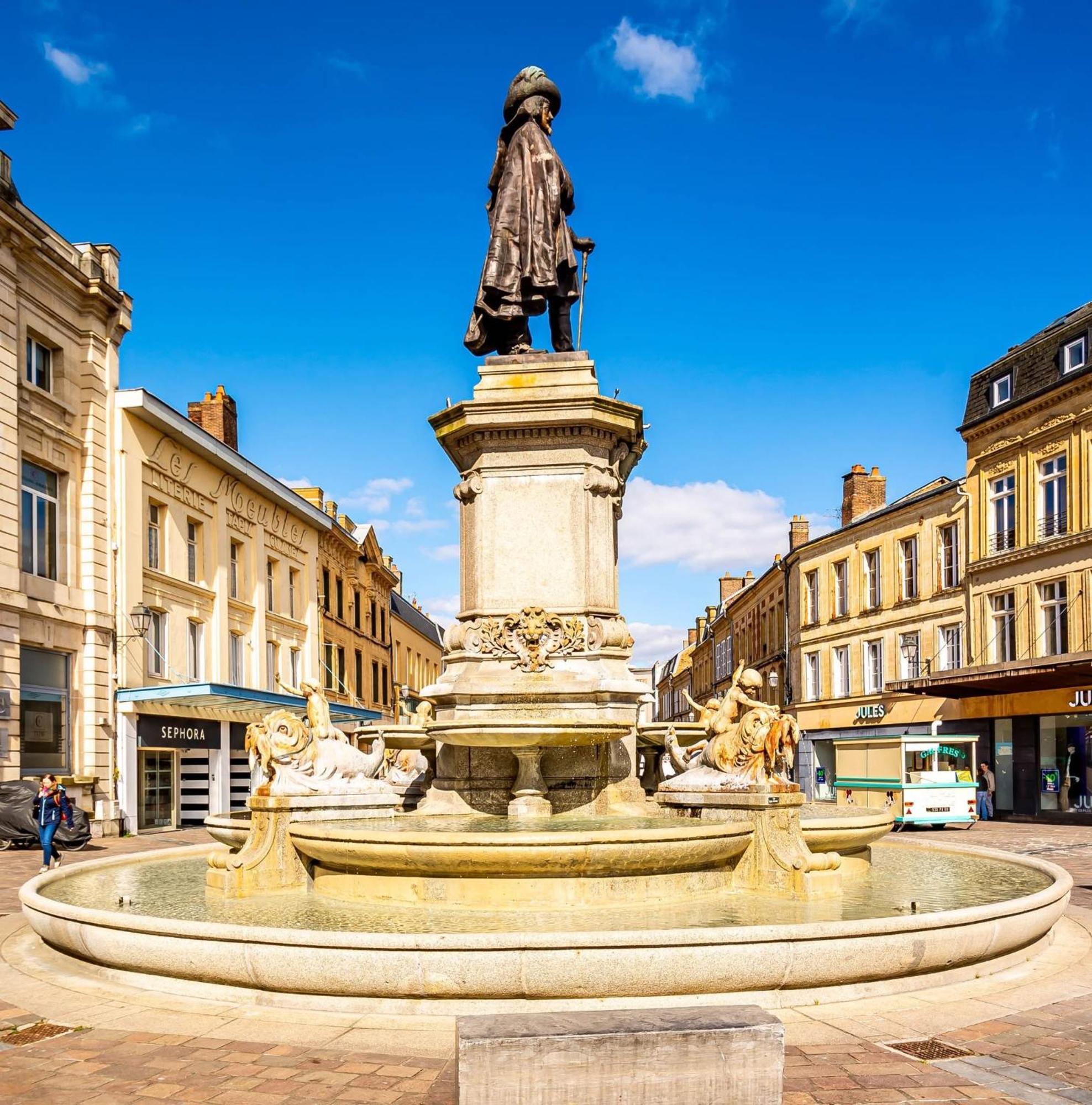 Le Petit Ardennais Charleville-Mézières Eksteriør billede