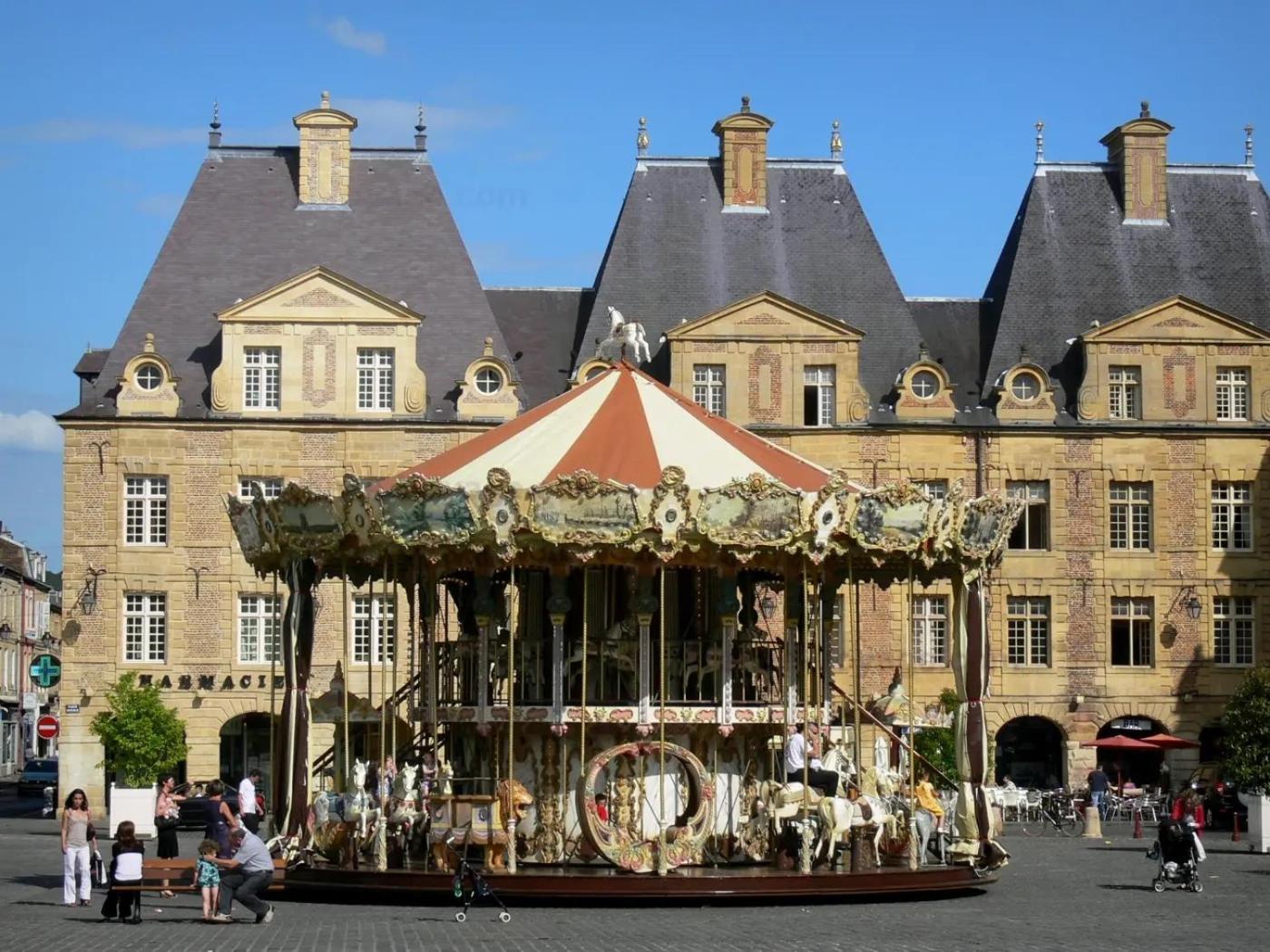 Le Petit Ardennais Charleville-Mézières Eksteriør billede